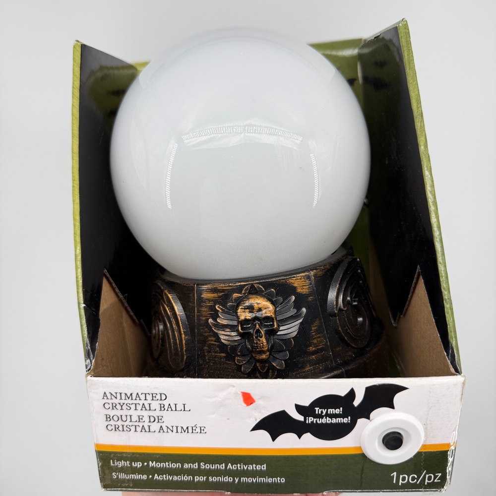 Gemmy Animated Crystal Ball Skull Halloween Decor Motion Sound Light Up 2017